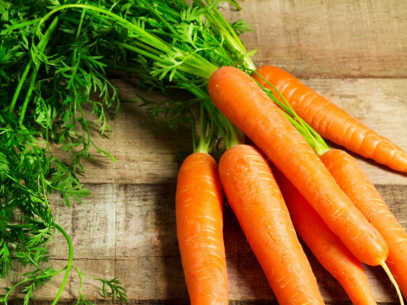 Vitamin A, các vitamin nhu yếu khác và các chất chống oxy hóa trong cà rốt có tác dụng chống lão hóa hiệu quả