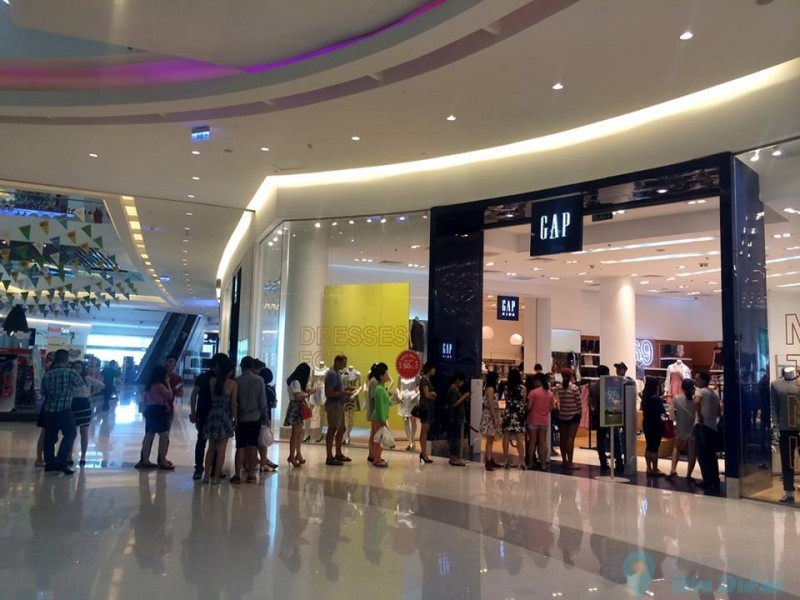 Cửa hàng GAP ở Crescent Mall - TP HCM