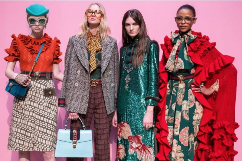 The Gucci Women's Fall Winter 2016, bộ sưu tập mới nhất này được trình diễn tại Milan