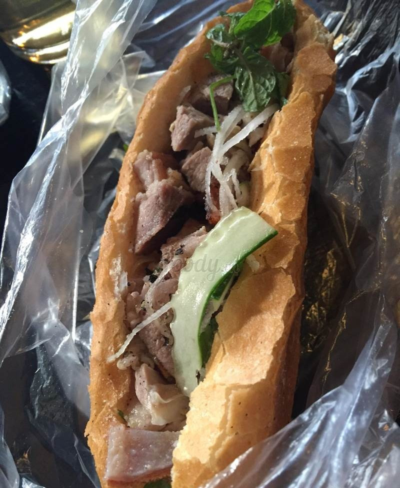 Bánh mì heo đơn giản