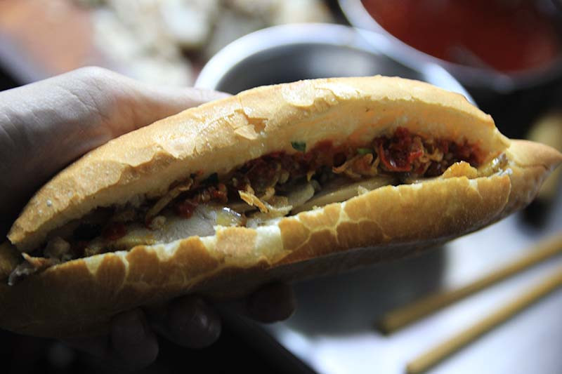 Bánh mì Phố cổ