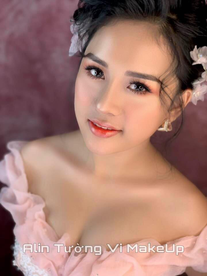 Tường Vi MakeUp Store