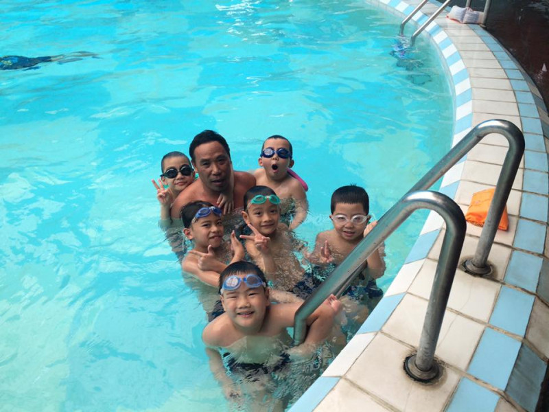 Chương trình dạy bơi cho bé của Trung tâm Gia Sư Bơi Lội T-Swimming là chương trình học bơi uy tín, giáo trình dạy bơi chuẩn Mĩ duy nhất tại Hà Nội