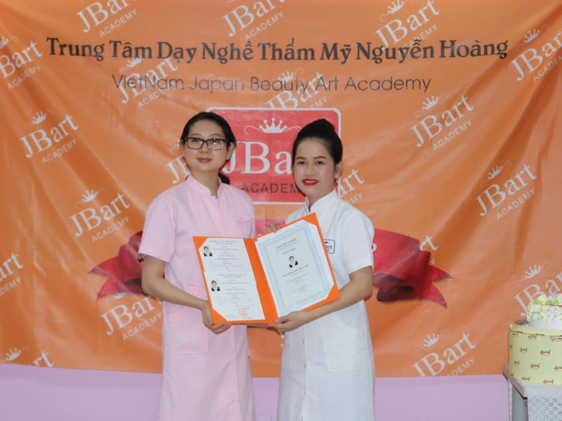 Trung tâm dạy nghề thẩm mỹ Nguyễn Hoàng (JBart Academy)