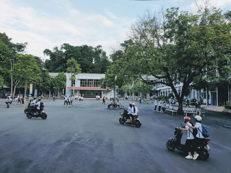 THPT Chuyên, Tuyên Quang