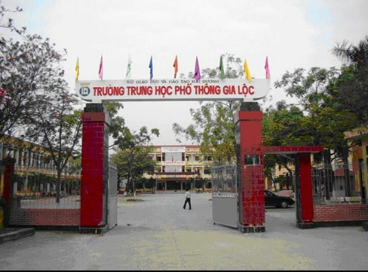 Trường THPT Gia Lộc tại địa chỉ 183 Nguyễn Chế Nghĩa, thị trấn Gia Lộc, Gia Lộc, Hải Dương