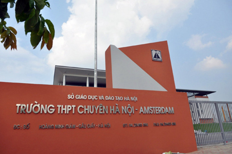 Trường THPT chuyên Amsterdam