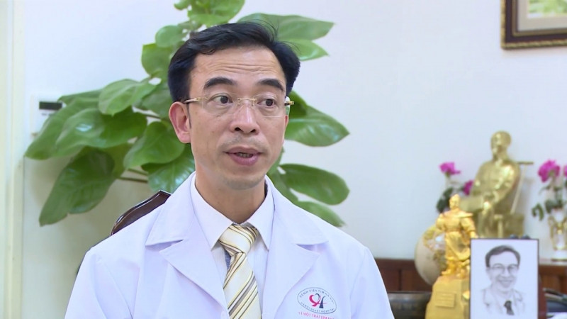 Bác sĩ Nguyễn Quang Tuấn