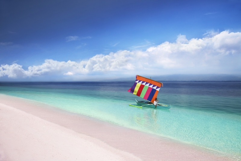 Bãi biển hồng đảo Great Santa Cruz, Philippines
