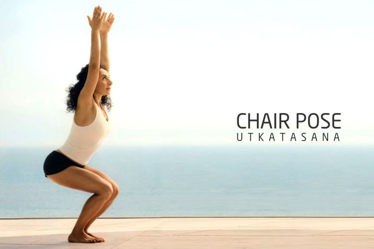 Chair pose giúp phát triển vòng ba hiệu quả