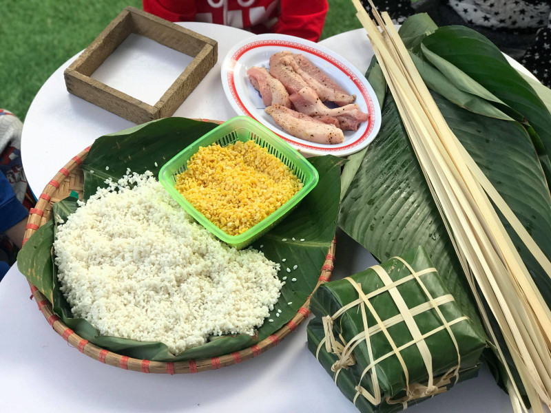 Thuyết minh về bánh chưng ngày Tết bài 2