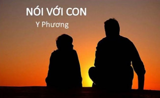 bai-van-phan-tich-bai-tho-noi-voi-con-cua-y-phuong-hay-nhat