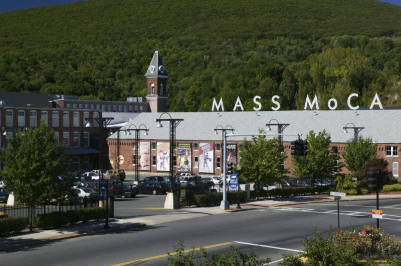 Bảo tàng Nghệ thuật Đương đại Massachusetts (MASS MoCA)