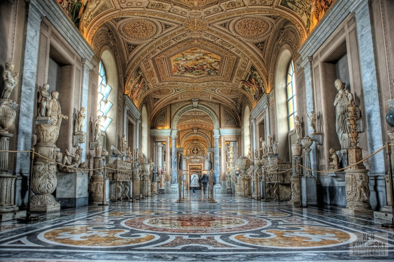 Nội thất ấn tượng bên trong bảo tàng Vatican