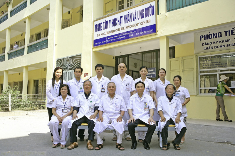 Trung tâm Y học hạt nhân và Ung bướu bệnh viện Bạch Mai