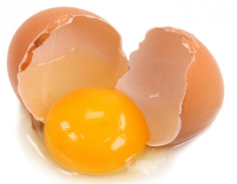 Trứng rất giàu protein nên rất tốt cho tóc