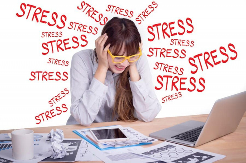 Các nhà khoa học đã chỉ ra căng thẳng tâm lý, stress kéo dài sẽ khiến cho cơ thể mệt mỏi, sức khoẻ giảm sút, hệ miễn dịch suy yếu, giảm sức đề kháng đối với các tác nhân gây ra ung thư.