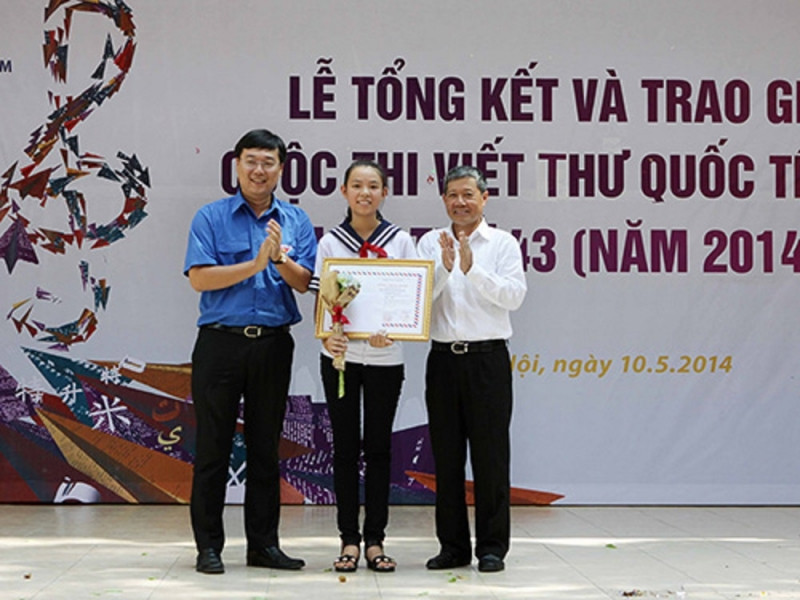 Phương Thảo tại Lễ trao giải cuộc thi viết thư quốc tế UPU lần thứ 43