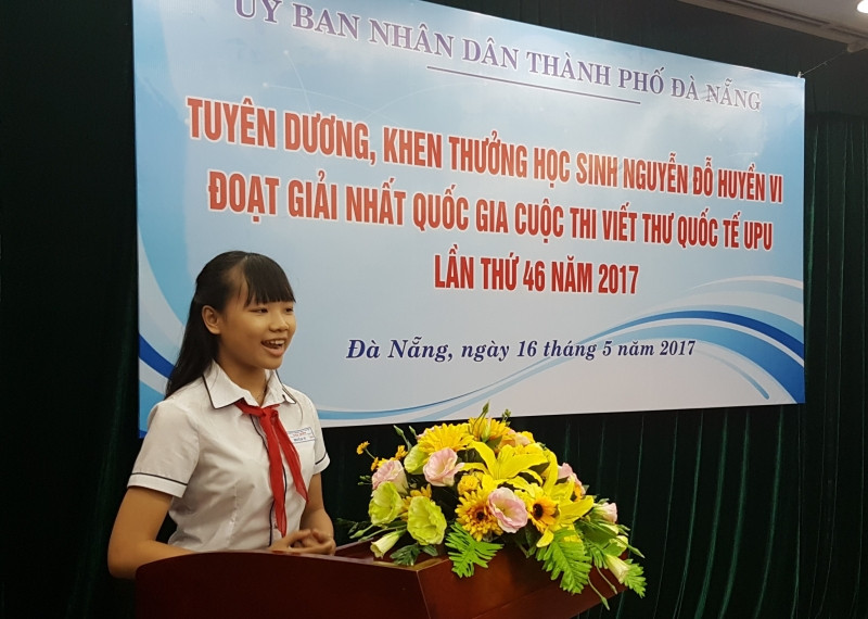 Huyền Vi được UBND thành phố Đà Nẵng khen thưởng