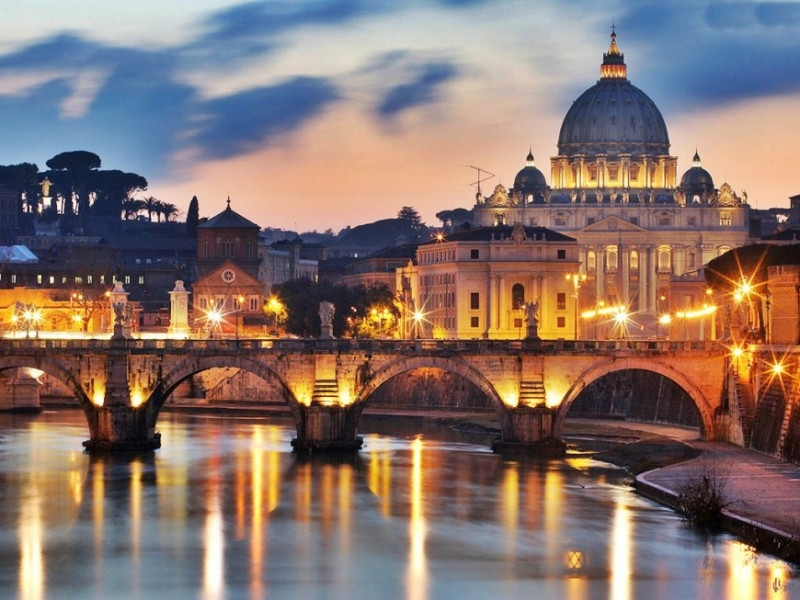Cây cầu Ponte Sant’Angelo ở Rome, nước Ý