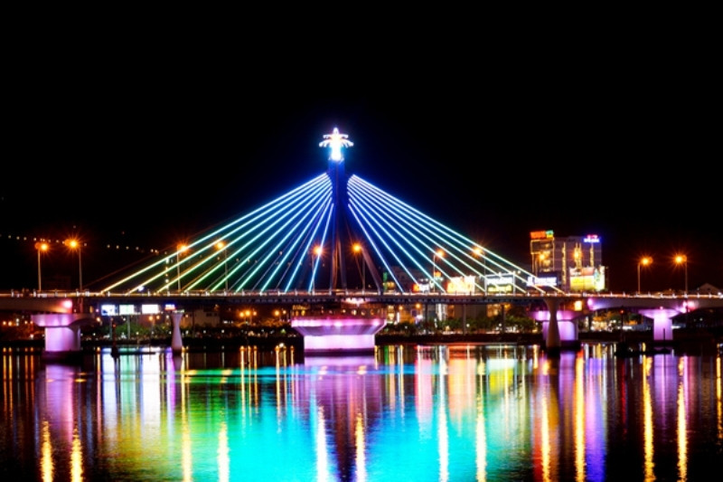 Cầu Quay Sông Hàn- chiếc cầu dây văng đầu tiên của Việt Nam
