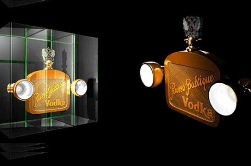 Chai rượu vodka ﻿Russo-Baltique Vodka phiên bản cũ có giá 740.000 USD