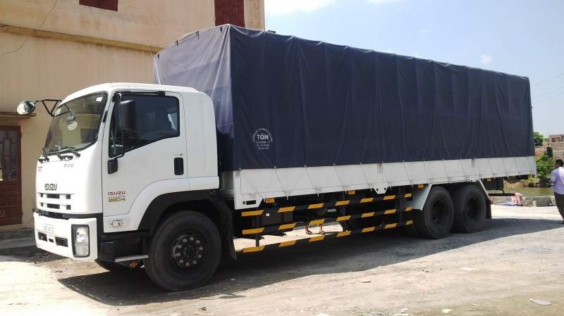 Indochina Post sẽ có nhân viên kiểm tra, tư vấn đóng gói hàng hóa đạt chuẩn đến đảm bảo hàng hóa an toàn khi vận chuyển