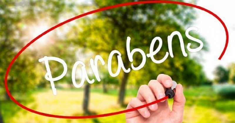 Paraben là chất kháng khuẩn và kháng nấm, ngăn ngừa sự nhiễm khuẩn, nấm và sự phân hủy của các hoạt chất trong các mỹ phẩm làm đẹp