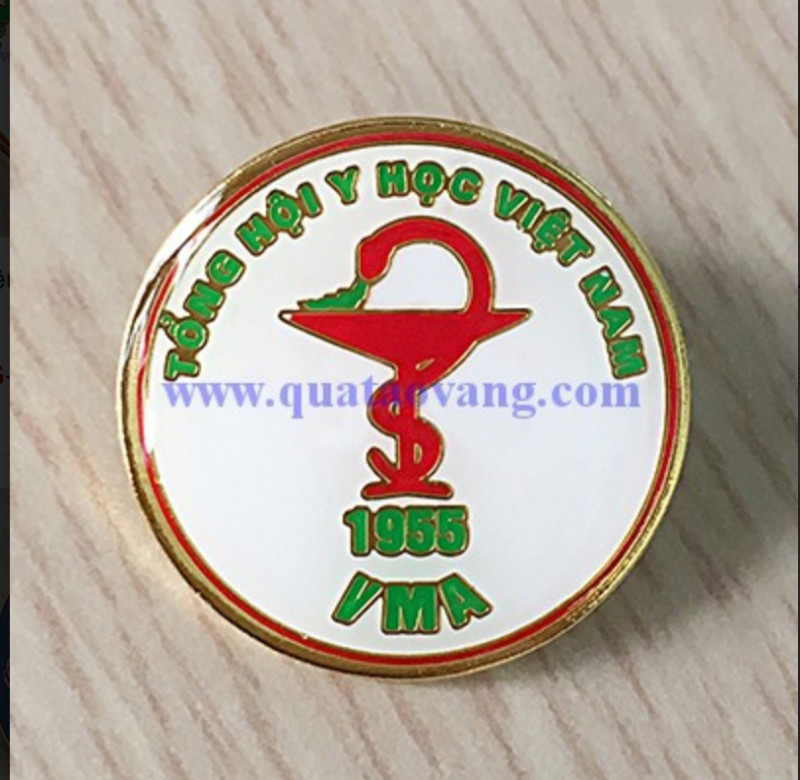 Cơ sở sản xuất huy hiệu - Quả Táo Vàng