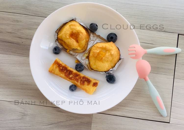 Bánh mì kẹp phô mai - cloud eggs (trứng đám mây)