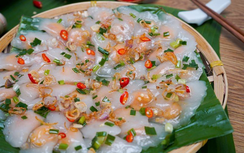 Bánh bột lộc nhân tôm trần