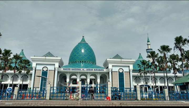Toàn cảnh nhà thờ Hồi giáo Al-Akbar