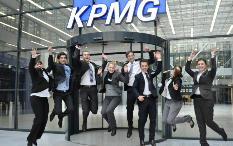 KPMG Việt Nam trực thuộc doanh nghiệp kiểm toán có mức độ uy tín về tuổi đời vào hàng cao nhất toàn cầu