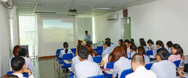 Tầm nhìn của Việt Sun là trở thành công ty tài chính tư nhân chuyên nghiệp dẫn đầu tại Việt Nam.