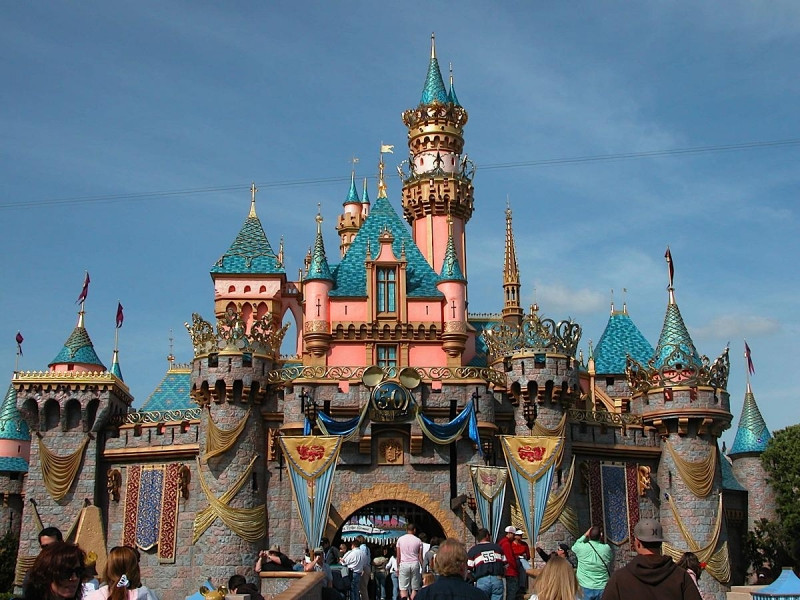 Công viên giải trí Disneyland ở Anaheim, California, Mỹ