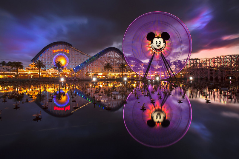 Công viên giải trí Disneyland ở Anaheim, California, Mỹ