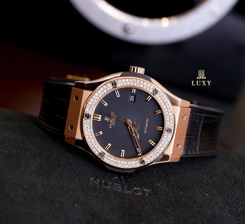 LUXY Luxury Wacth