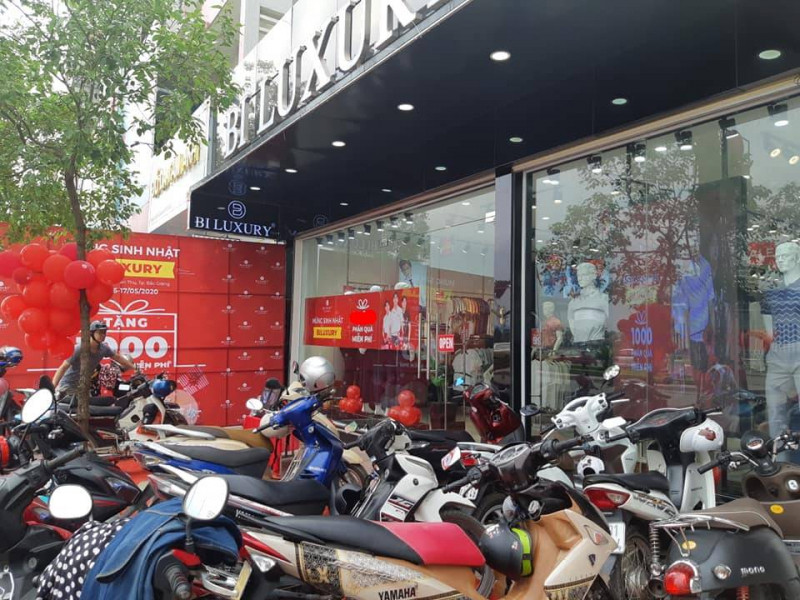 Cửa hàng Biluxury Biên Hoà.