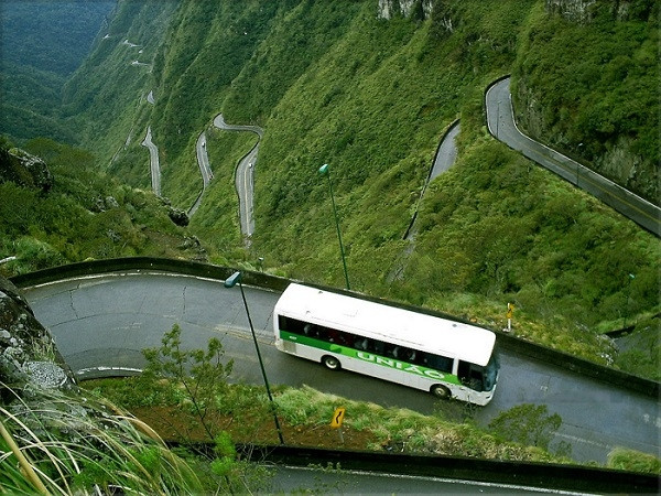 Đường cao tốc Halsema được xem là một con đường có độ cao cao nhất ở Philippines