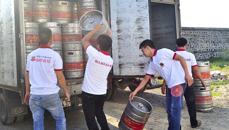 Hiện nay, Xuân Thang có hơn 500 đại lý bia, nhà hàng, cửa hàng bia trải khắp khu vực Hà Nội, Vĩnh Phúc