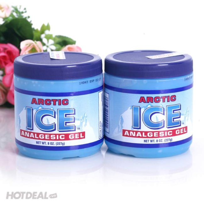 Dầu lạnh xoa bóp Arctic Ice Analgesic Gel đem lại cảm giác mát lạnh nhờ các tinh chất bạc hà ngay lập tức sẽ khiến người dùng không còn đau.