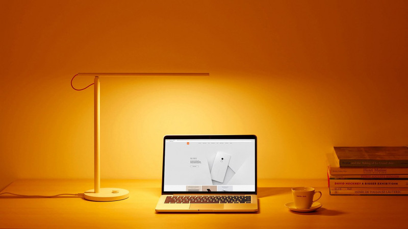 Đèn Bàn Thông Minh Xiaomi Mi LED Desk Lamp EU