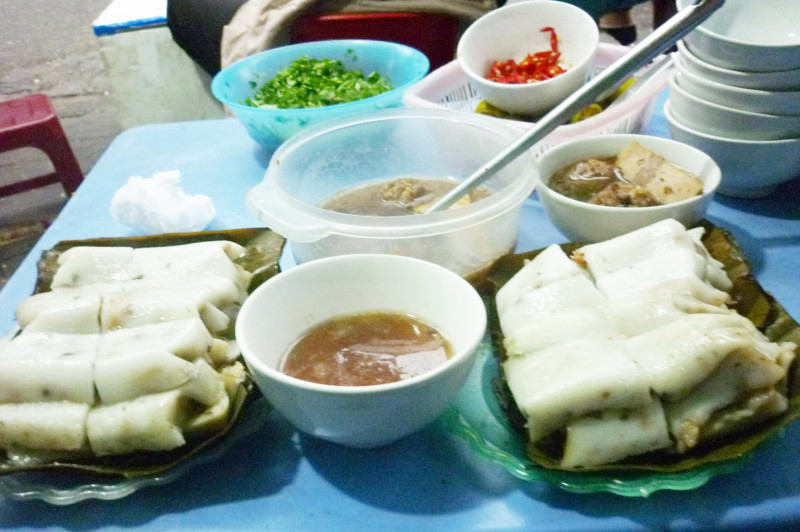 Bạn có thể chọn Bánh Giò, Bánh Bột Lọc & Bánh Bèo ở Trần Nguyên Hãn để thưởng thức món bánh bèo tại mảnh đất Hải Phòng.