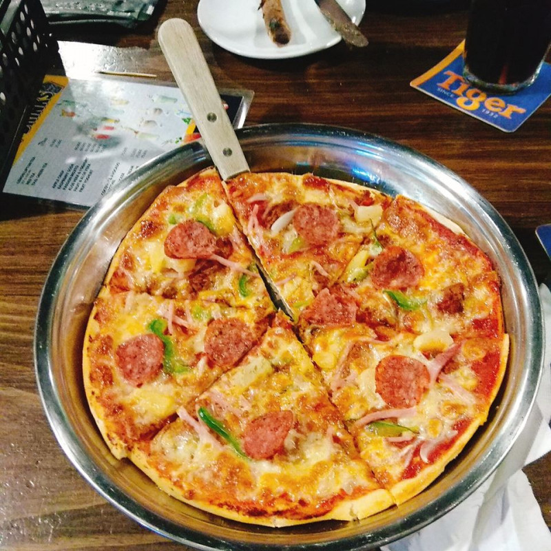 Nhắc đến pizza ngon nếu không kể đến nhà hàng Al Fresco’s – một thương hiệu ẩm thực đã được biết đến rộng rãi trên thế giới thì quả là một thiếu sót.
