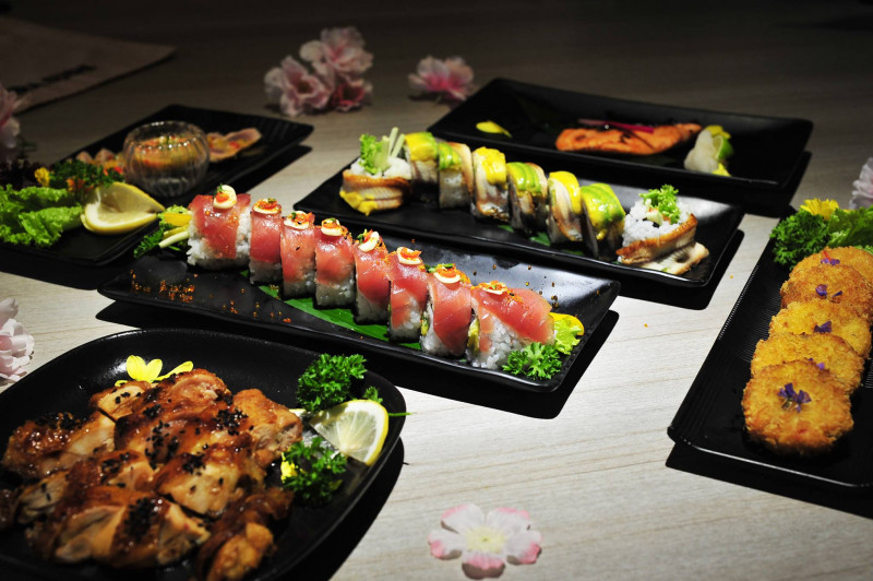 Nhà hàng Akira Sushi – Traditional Japanese Cuisine
