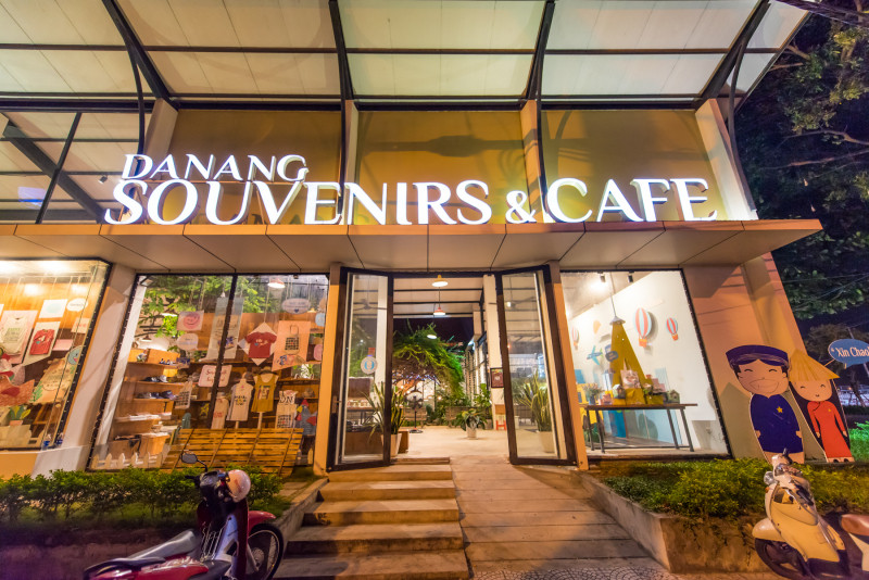 Danang Souvenirs & Café - Địa chỉ bán đồ lưu niệm đẹp