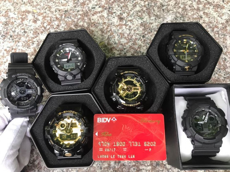 Tiệm đồng hồ chú Lâm cung cấp những mẫu đồng hồ chính hãng, sang trọng