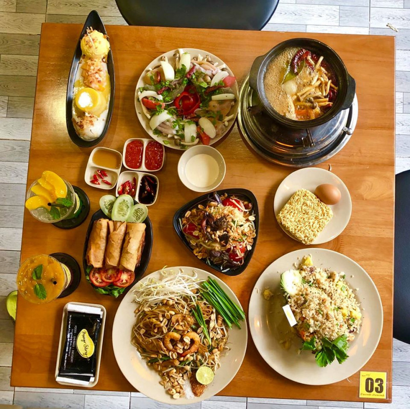 Menu của ﻿Mango Story Saigon được đầu bếp chăm chút, hương vị chuẩn Thái Lan﻿ với giá không quá đắt