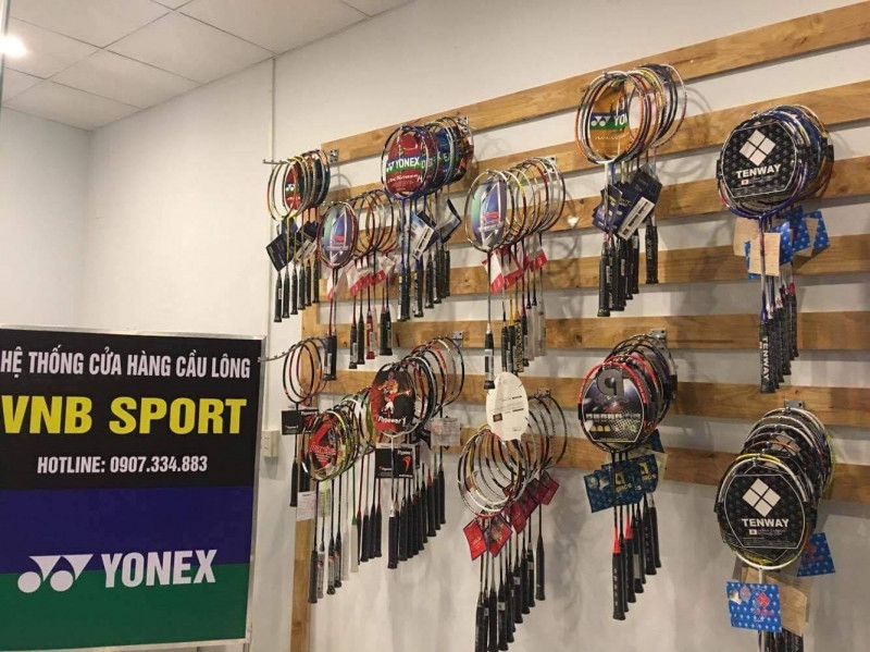 VNB với đa dạng mẫu mã, thương hiệu vợt cầu lông