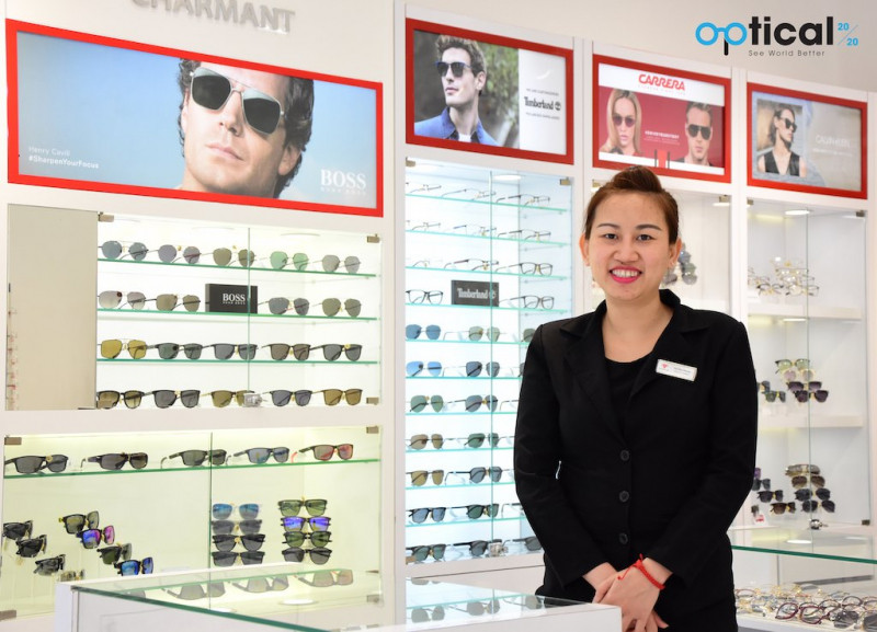 Cửa Hàng Mắt Kính Eyewear Hut